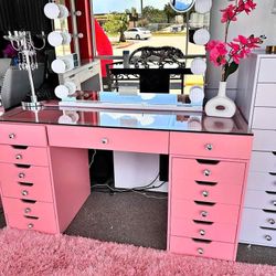 Pink Glam Vanity‼️ Same Day Delivery 🚚 ‼️