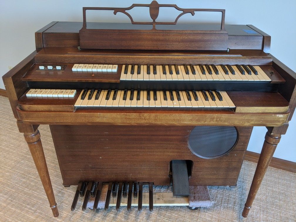 Free Classic Wurlitzer Organ