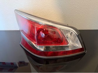 OEM| 2013-2015 Nissan Altima Halogen Outer Tail Light (Left,Driver)
