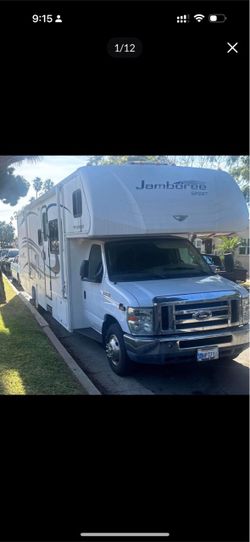 Fleetwood Jamboree Sport Class C Motorhome