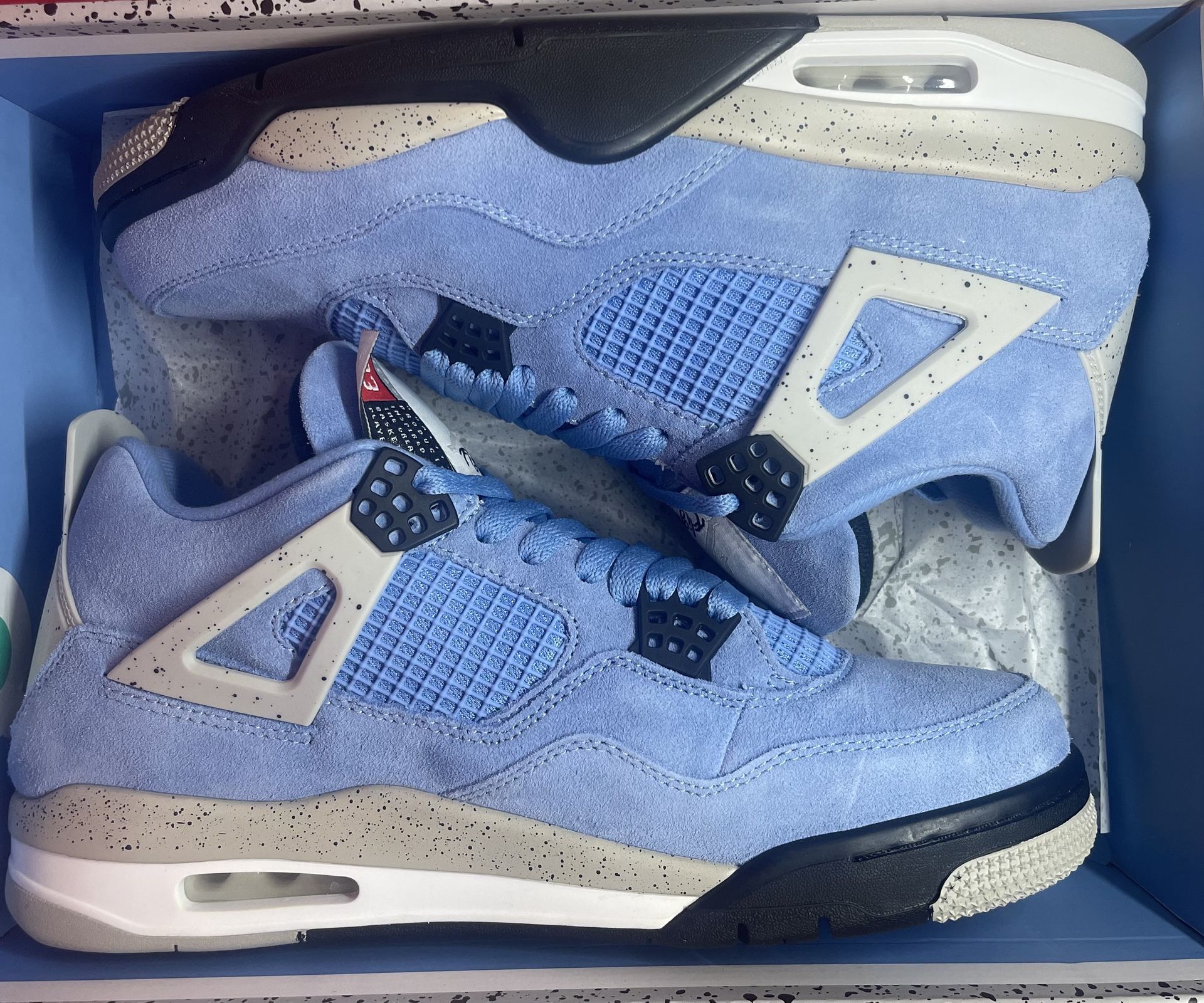 Air Jordan 4 Retro University Blue