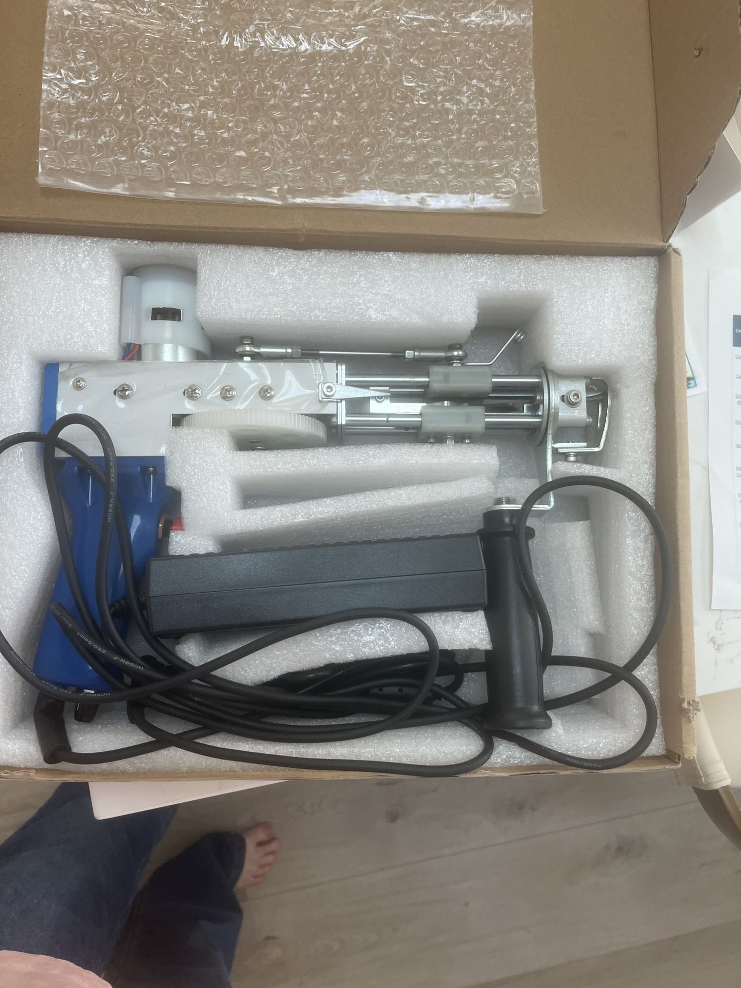 Rug Tufting Gun And Frame