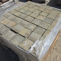 PAVERS $320 EACH PALLET  ( 100 SQUARE FEET PER PALLET)
