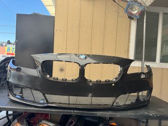 2014 2015 2016 BMW 5 SERIES 528i FRONT BUMPER COVER OEM USED