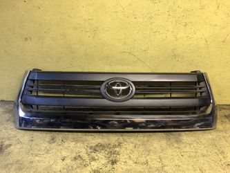 2015-2017 Toyota Tundra grille OEM