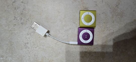 iPod shuffle 4th generation (set of two)