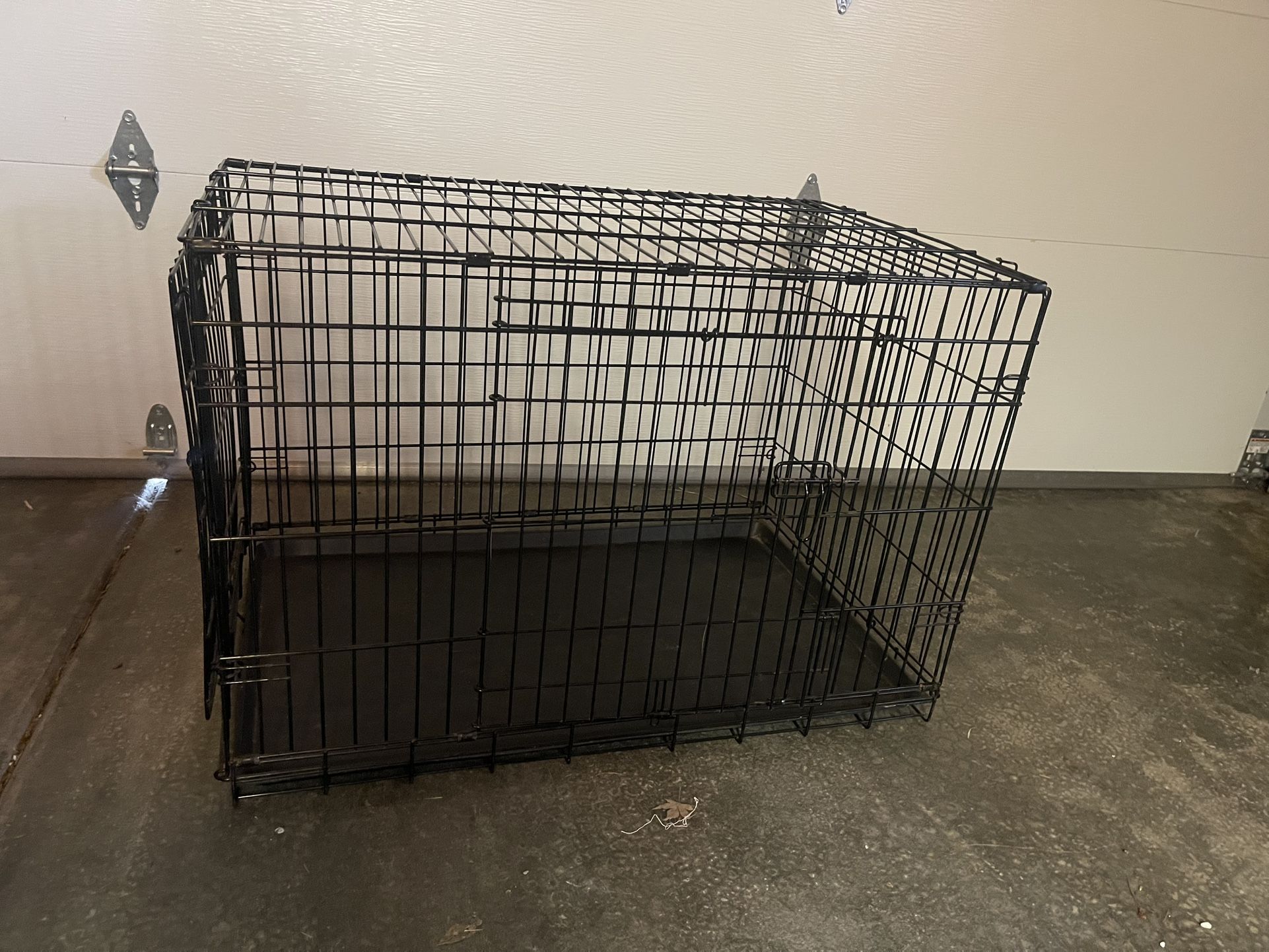 Size Medium Dog Crate