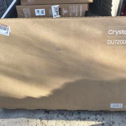 50" Samsung Smart TVS