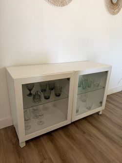 glass-door display cabinet