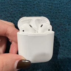 Apple AirPods (2nd Generation) Wireless Ear Buds, Bluetooth Headphones with Lightning Charging Case Included