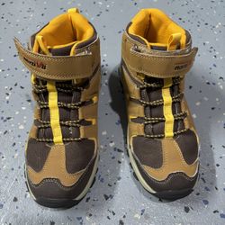 Kids Hiking Shoes