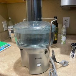 Breville Juicer