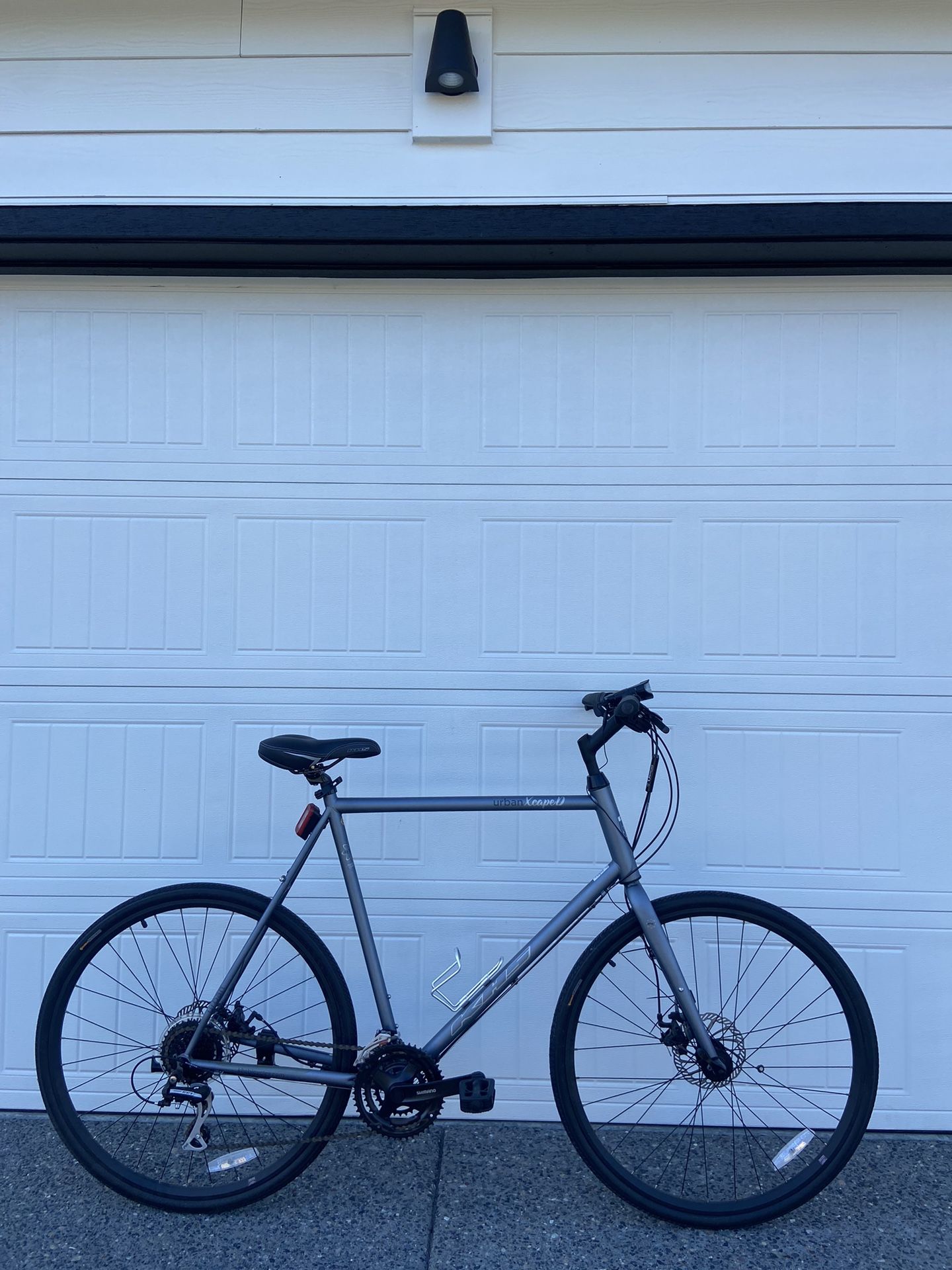 KHS Urban XCape Hybrid Commuter Bike – XXL Frame - Aluminium Bicycle