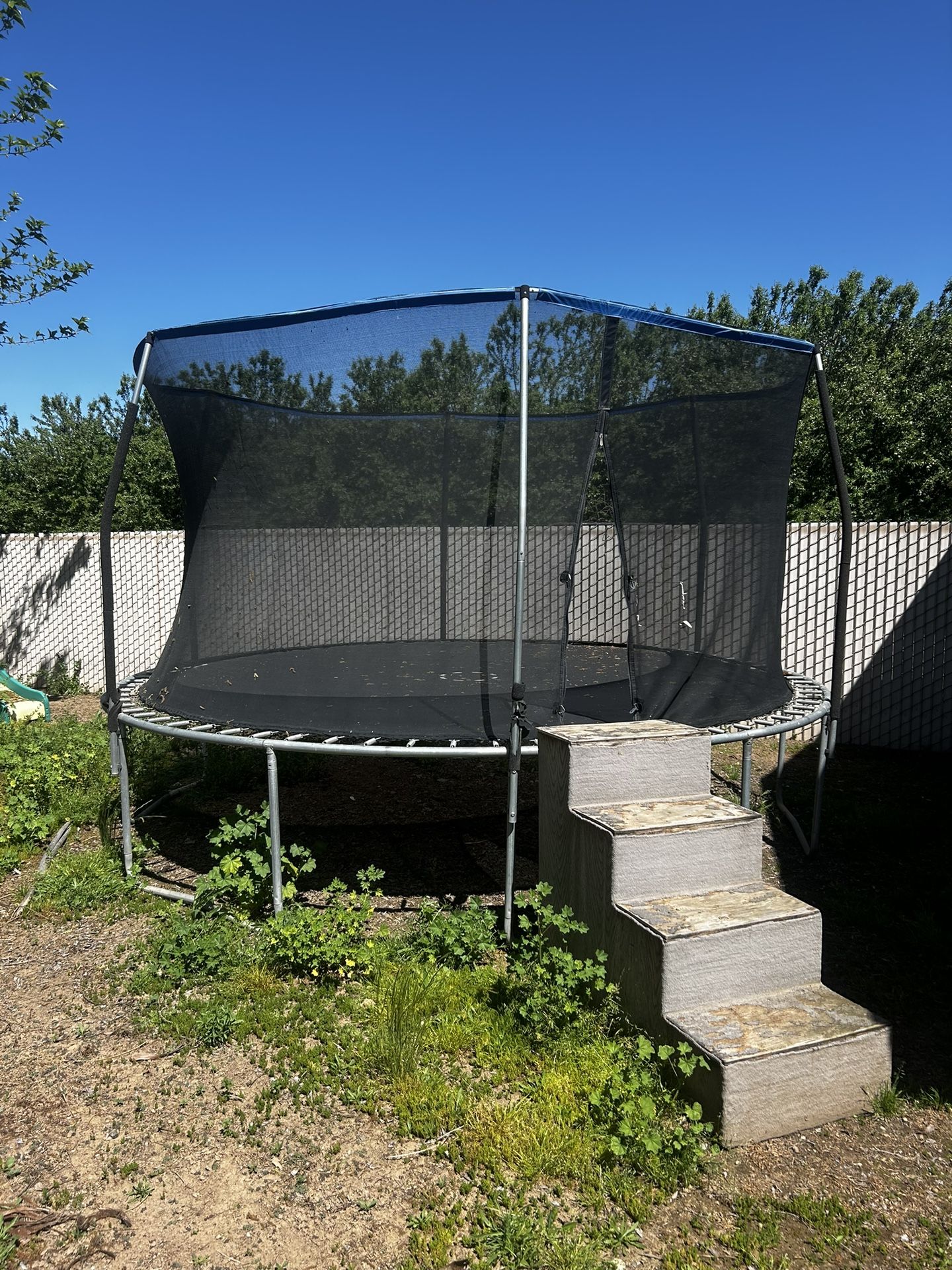 Trampoline