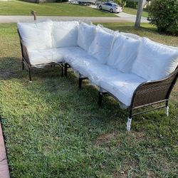 PATIO FURNITURE 