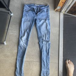 Hollister Jeans Size 3 Women’s 