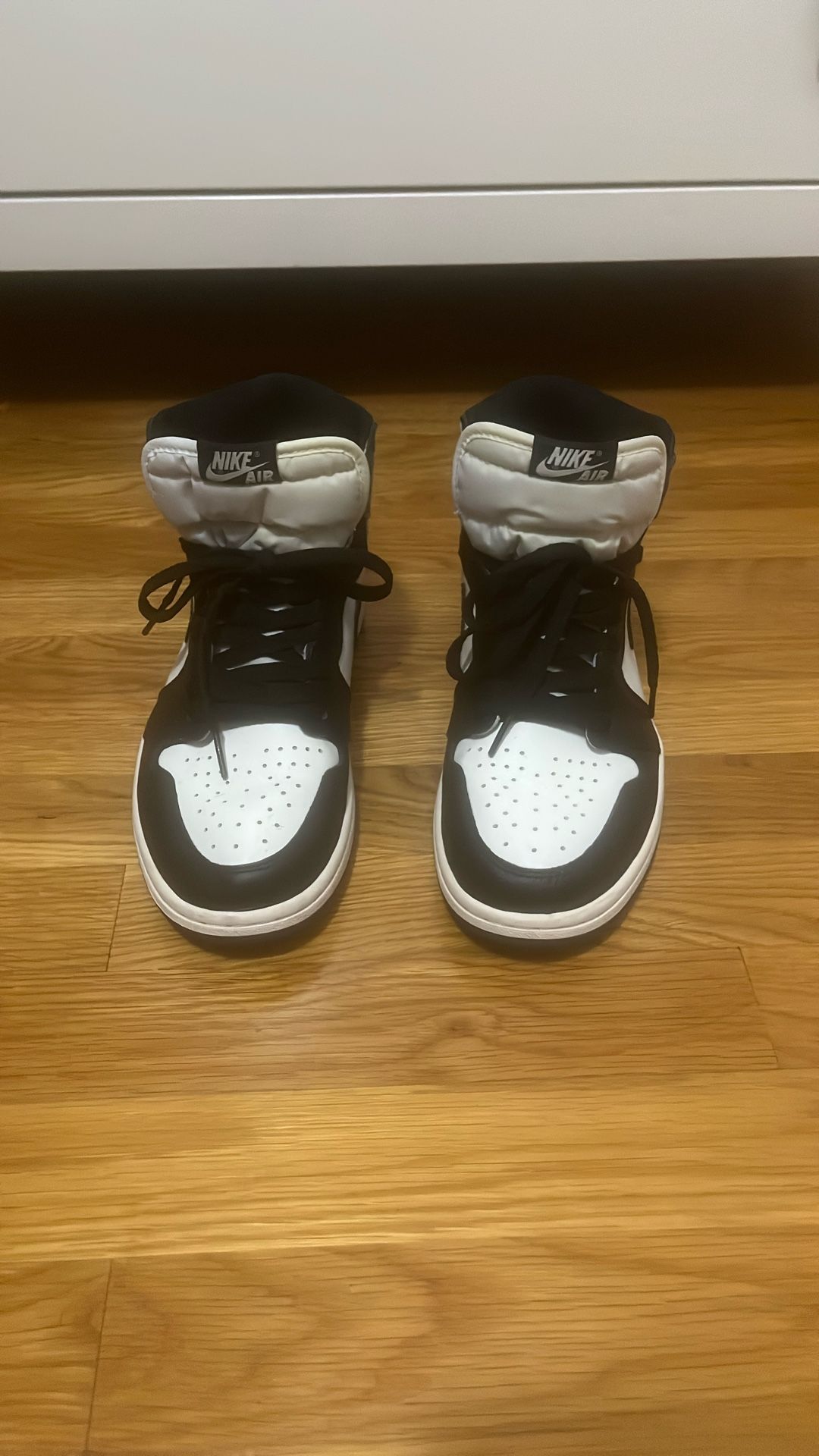 Nike Air Jordan 1 Retro High OG Dark Mocha Sneakers.