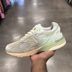 Pre loved JFG New balance 993 Sz9.5