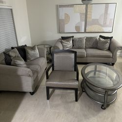 5 piece living room set GREAT CONDITION 