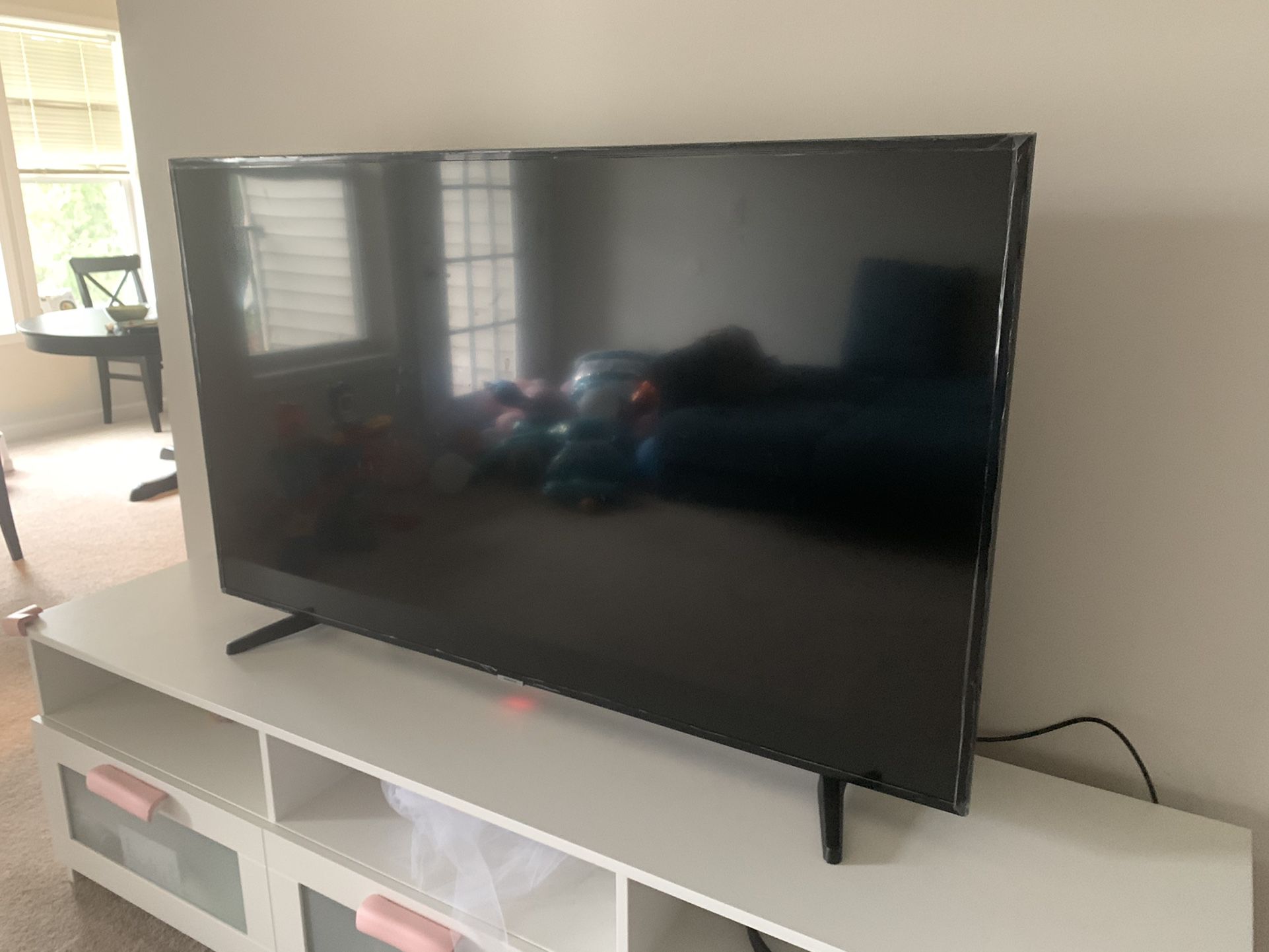 Samsung 55 Inches 4K TV with TV Stand!