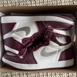 Air Jordan 1 Retro High OG 'Bordeaux'