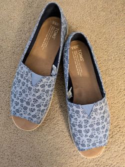 TOMS Alpargata Open Toe Flat 10009841 Womens Size 9.5 Blue Ditsy Floral Canvas, Jute Wrap Edge