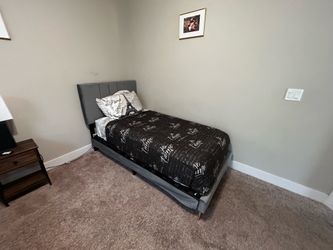 Twin bed (one)