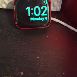 Apple watch Series 8 (RED) 