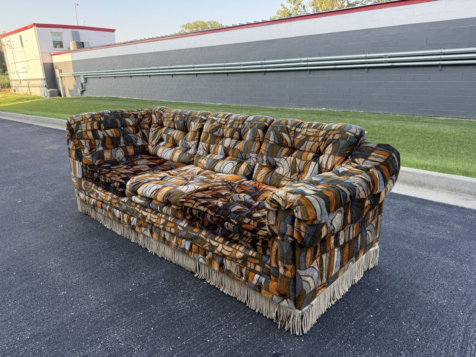 Groovy 70s Vintage Sofa, Funky Pattern & Fringe | Mid-Century ***Free CurbSide Delivery***