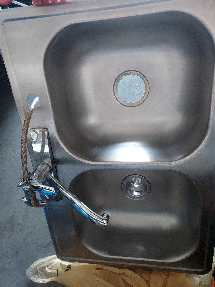 Double Kitchen Sink