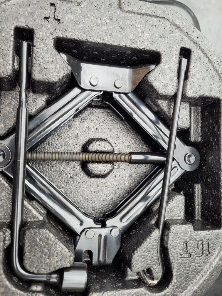 Car Jack 