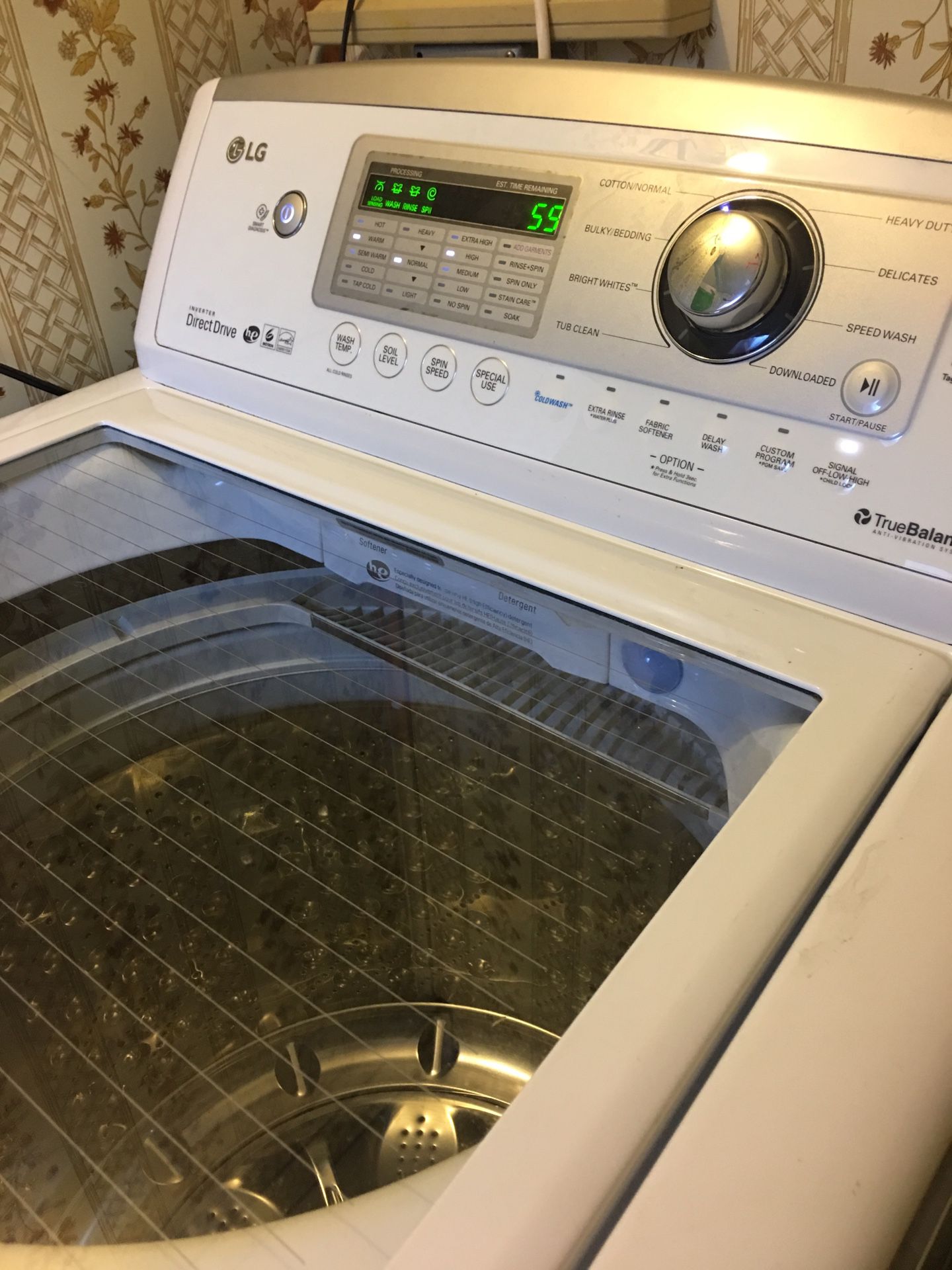 Lg Top Load Washer less than 4yrs old direct drive