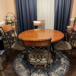 Dining Set/ Table &4 Chairs