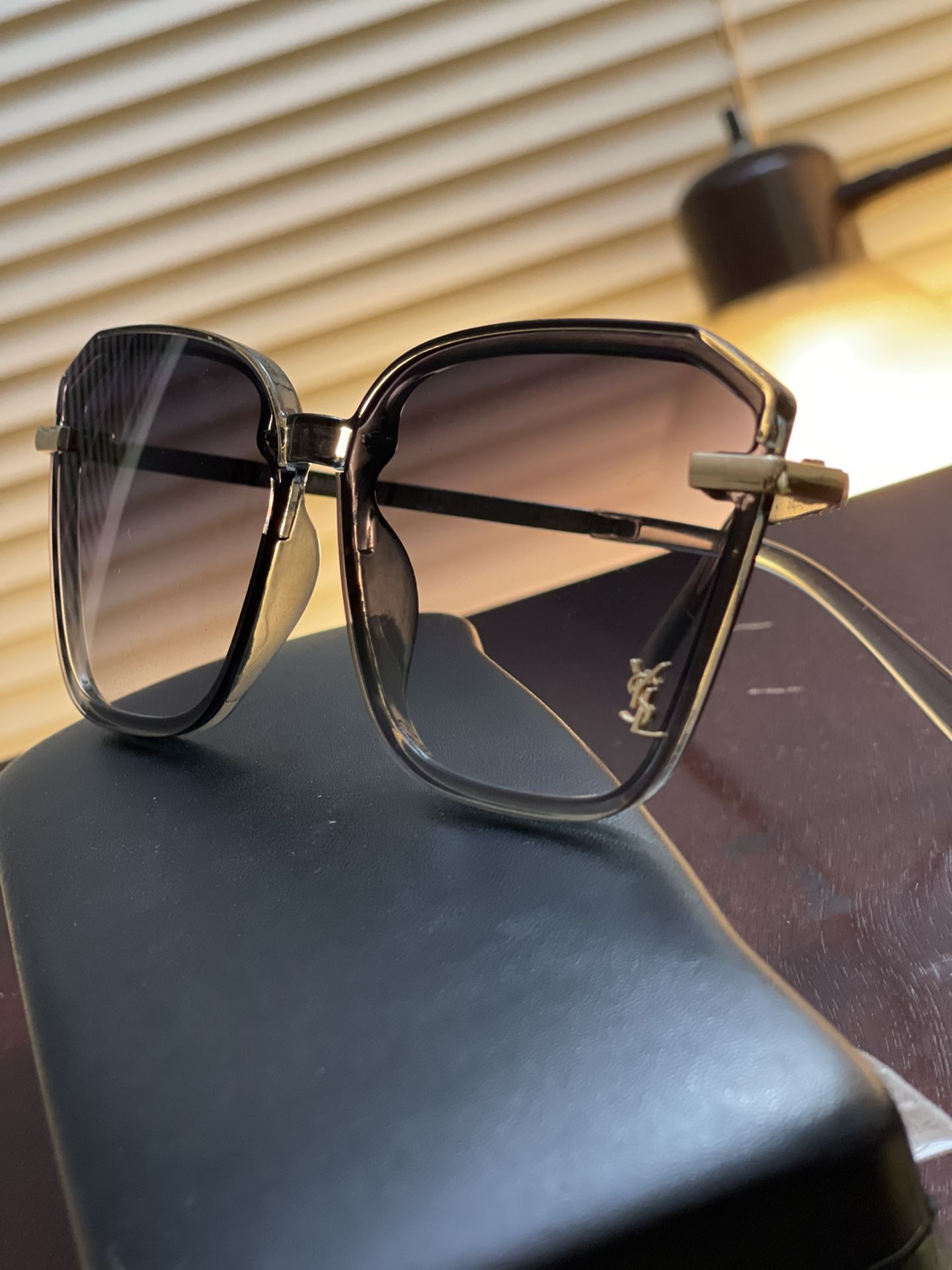 Saint Laurent Sun Glasses