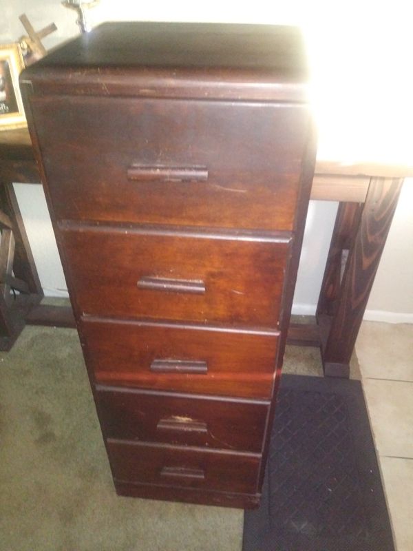 I Have A Nice Old Style Dresser Furniture In Chino Ca Offerup