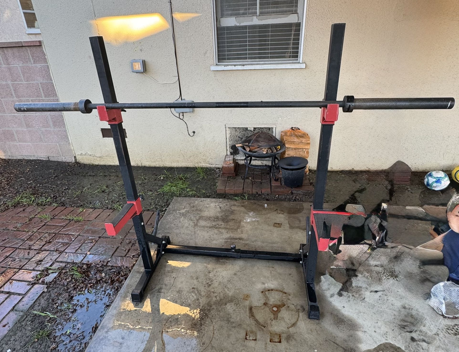 Squat Rack With Olympic Bar