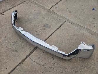 Chevy Chevrolet Silverado  22 to 26 front Bumper oem  1500
