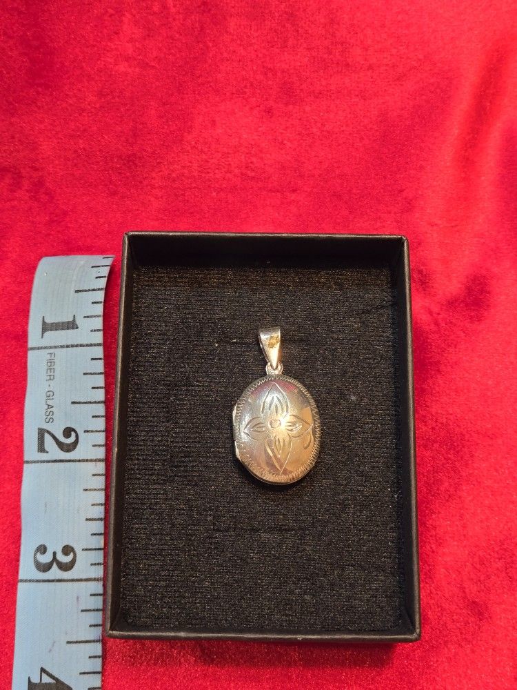 Relicario De Plata