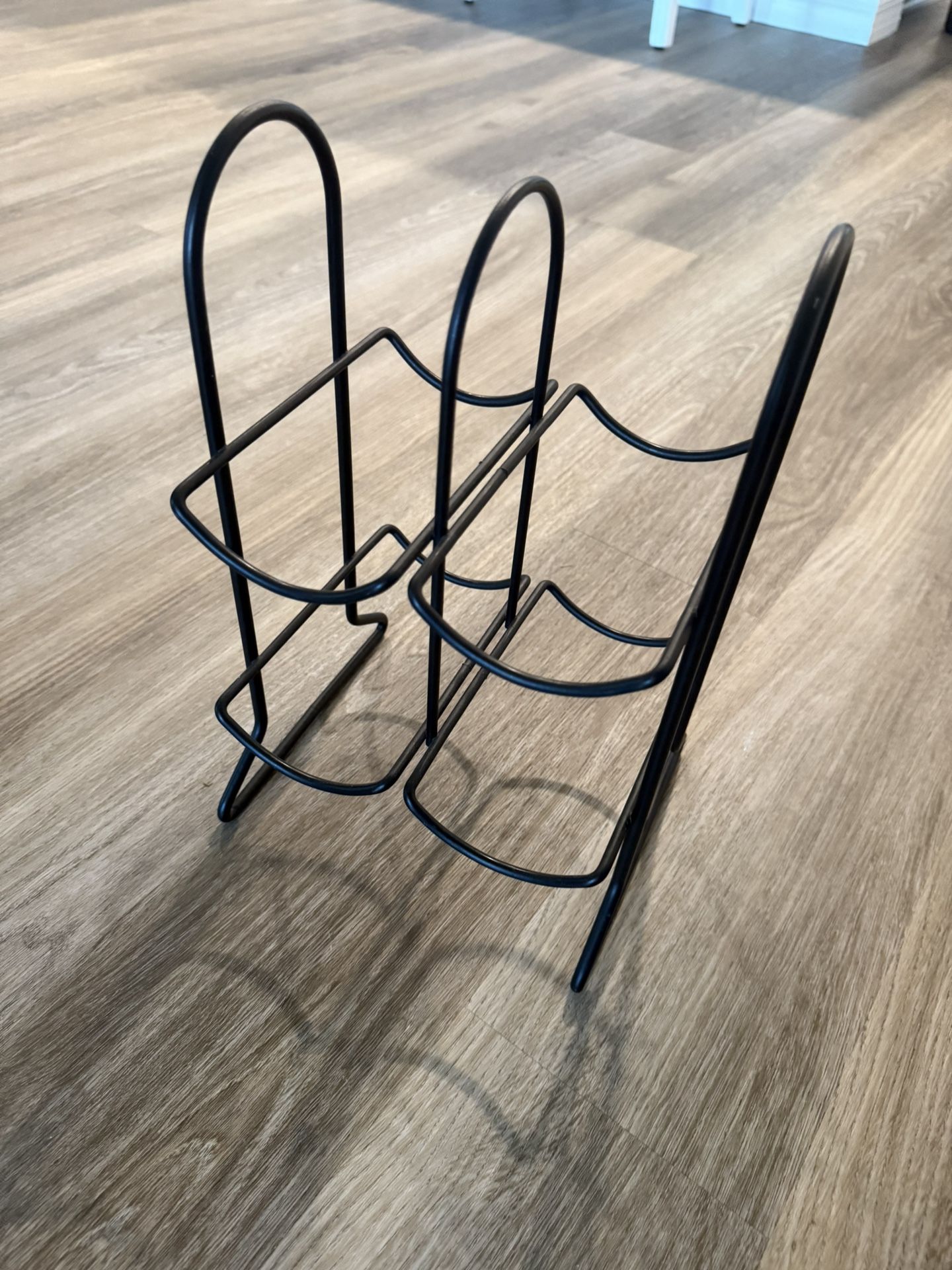 4 Bottle Wine Rack. Black