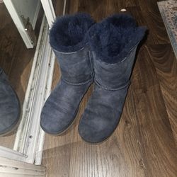 Blue Uggs