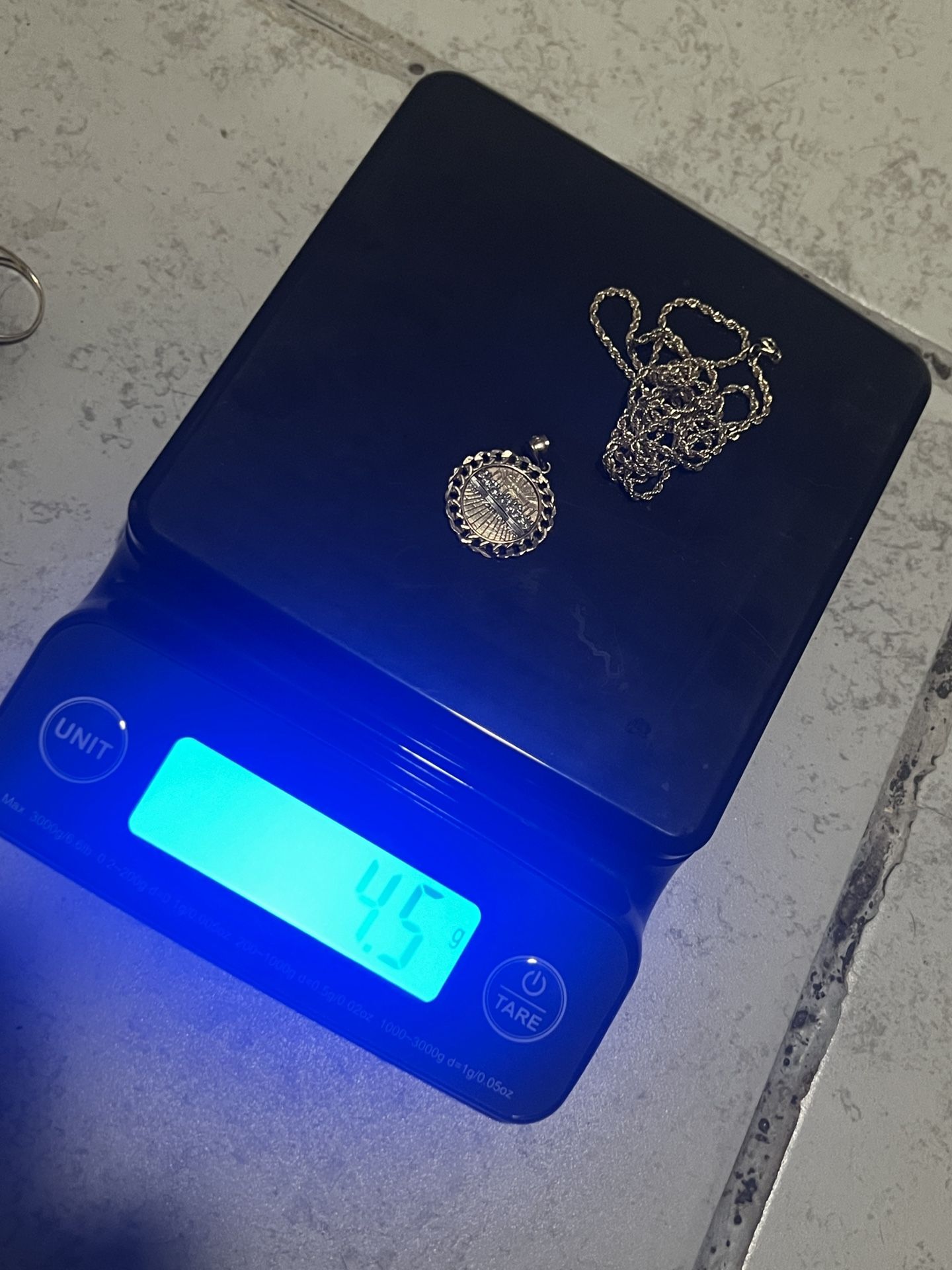 10k Gold Chain / Last Supper Pendant