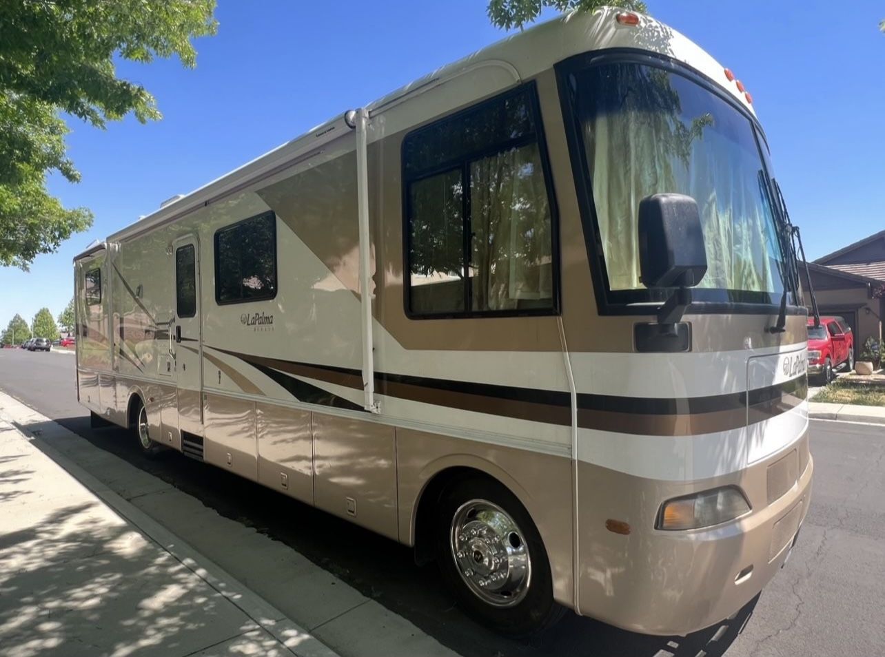 2002 Monaco Lapalma Motorhome 36 Feet 2 Slices Out
