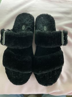 Fluffy Yeah Ugg’s Slides