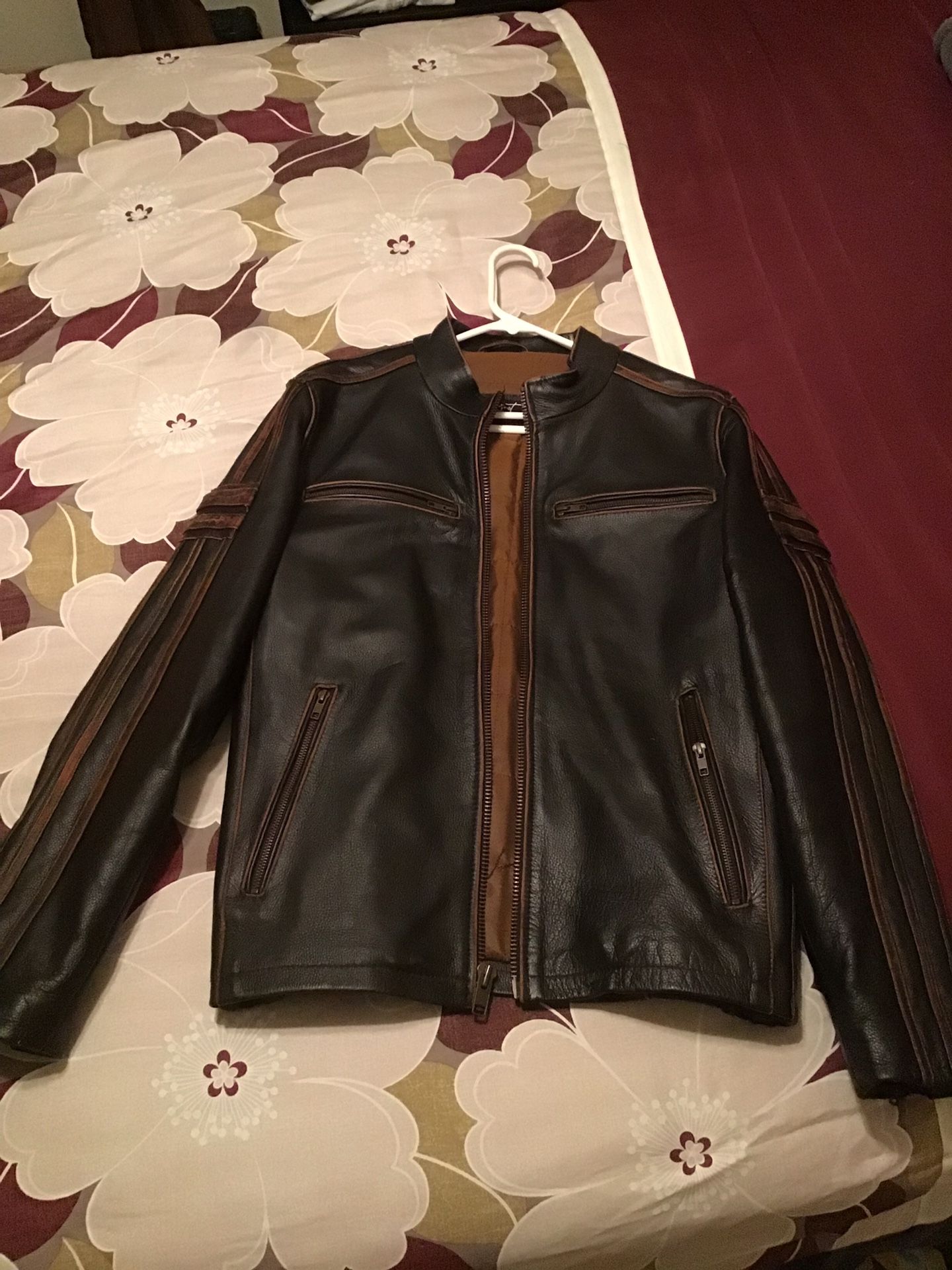 Leather motorcycle jacket small size