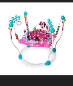 Minnie Mouse Jumper Activity