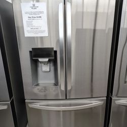 $1498(MSRP$3099) LG French Door Refrigerator With Tall Ice and Water Dispenser And Multi-Air Flow System