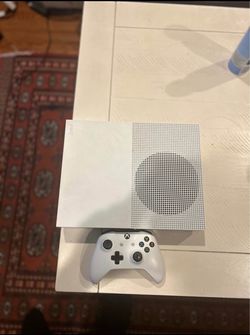 Xbox One S Console Bundle w/ Controller, Cables & Games