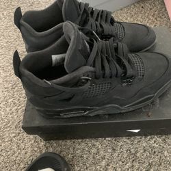 Jorden Retro 4s Size 11 Need To Be Clean