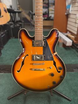 🎸 Stadium Semi-Hollow Electric Guitar – Sunburst – Grover Tuners + Hard Case