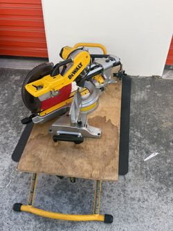 DeWALT DW718 12” Sliding Compound Miter Saw + Rolling Stand